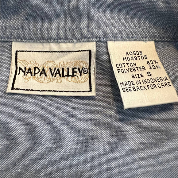 Napa Valley Chambray Shirt with Patches Pleats and Embroidery Size Small - Picture 4 of 5